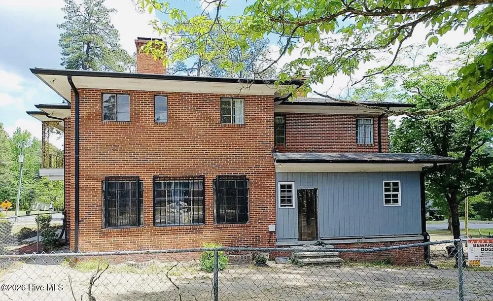 1001 W Main Street Williamston, NC 27892