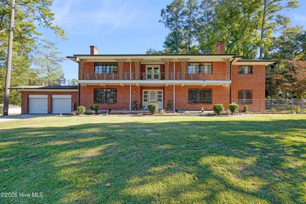 1001 W Main Street Williamston, NC 27892