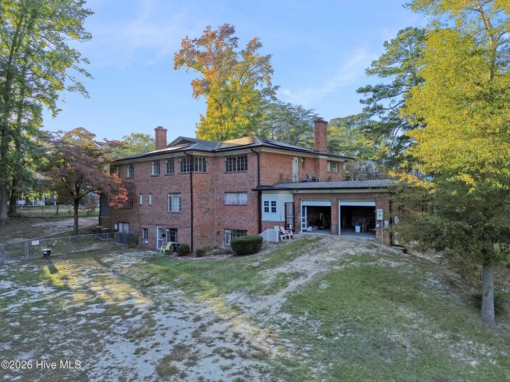 1001 W Main Street Williamston, NC 27892