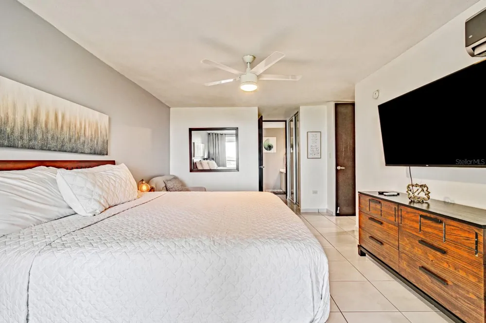 100 OCEAN PLAZA DRIVE #15 Luquillo, PR 00773