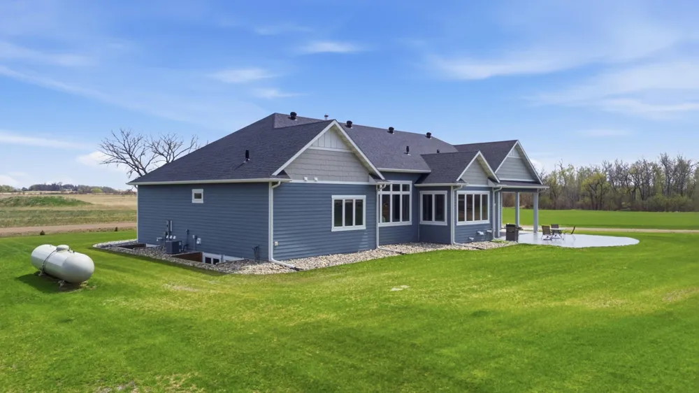 19561 11th Avenue S Hawley, MN 56549