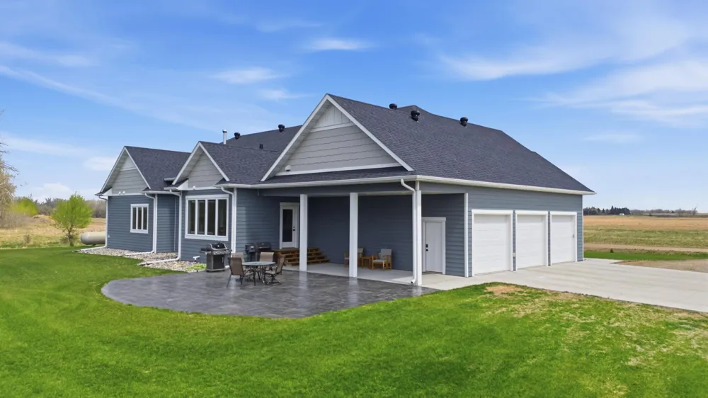 19561 11th Avenue S Hawley, MN 56549