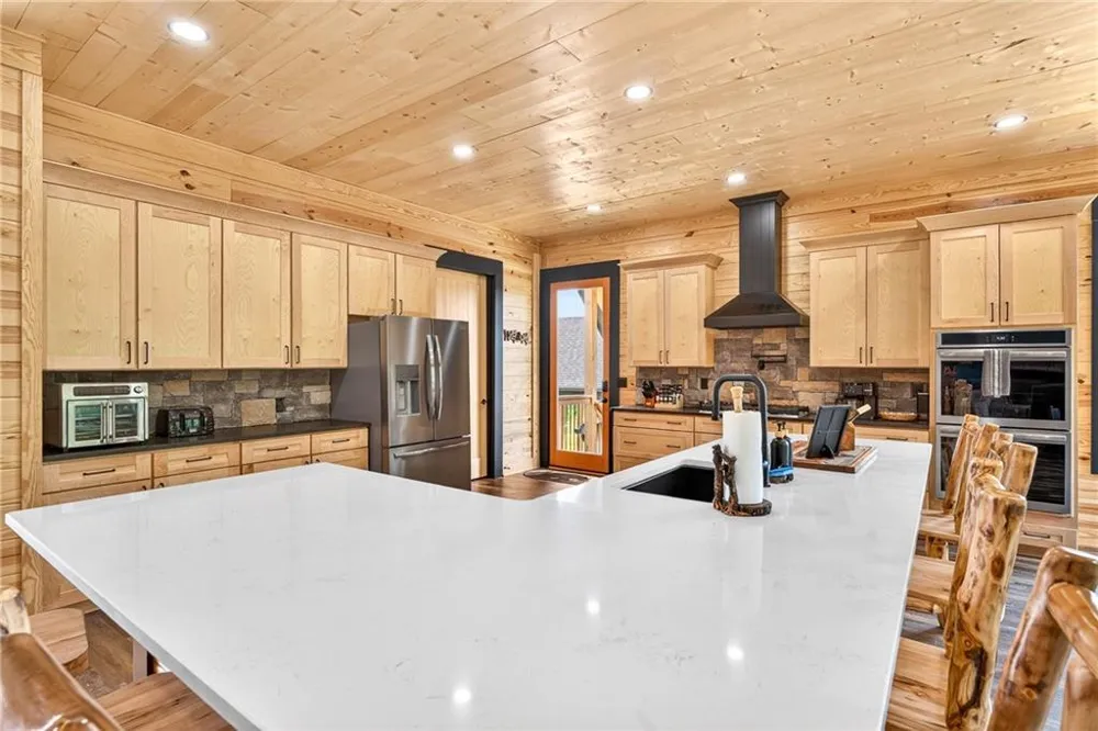 281 High Summit Drive Talking Rock, GA 30175