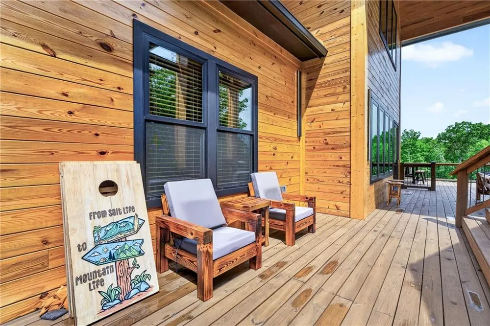 281 High Summit Drive Talking Rock, GA 30175