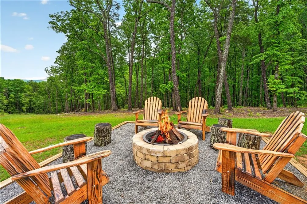 281 High Summit Drive Talking Rock, GA 30175