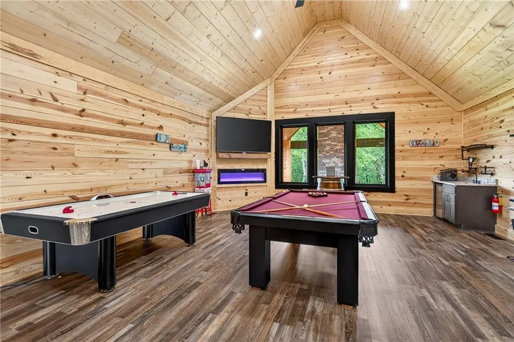 281 High Summit Drive Talking Rock, GA 30175