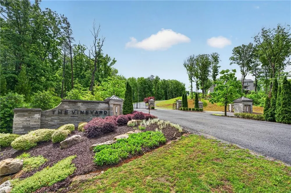 281 High Summit Drive Talking Rock, GA 30175