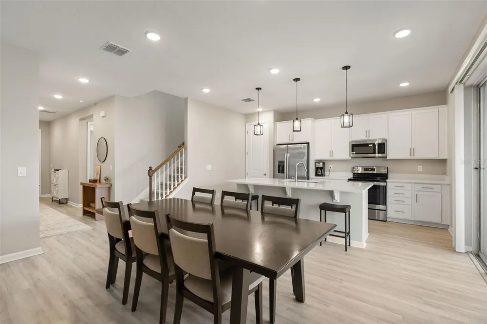 1542 SUGARBELLE CIRCLE Mascotte, FL 34753