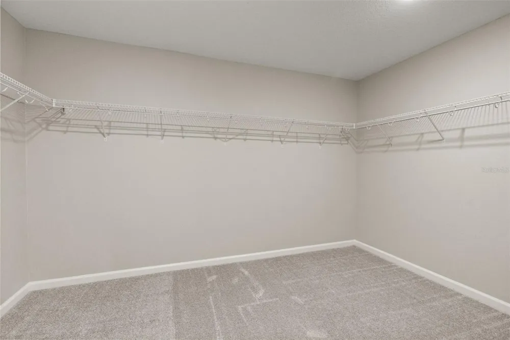 1542 SUGARBELLE CIRCLE Mascotte, FL 34753