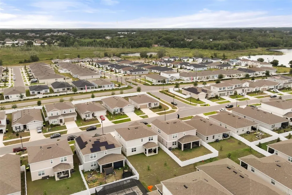 1542 SUGARBELLE CIRCLE Mascotte, FL 34753