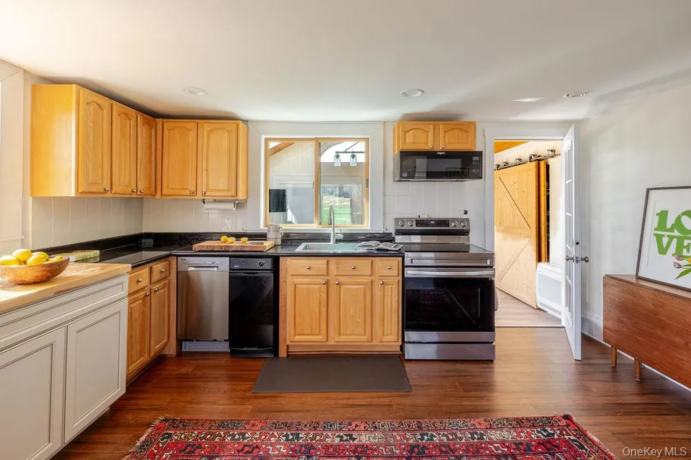 81 Black Grocery Road Hillsdale, NY 12529