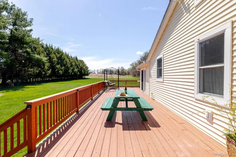 81 Black Grocery Road Hillsdale, NY 12529