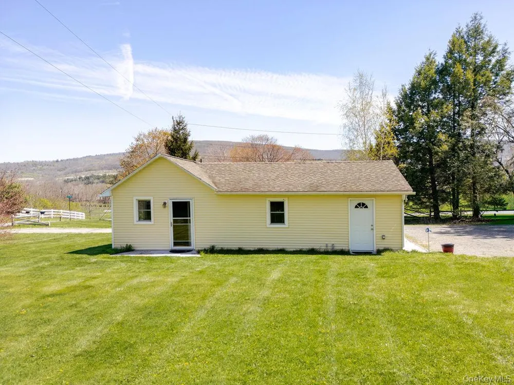 81 Black Grocery Road Hillsdale, NY 12529