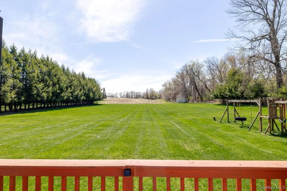 81 Black Grocery Road Hillsdale, NY 12529