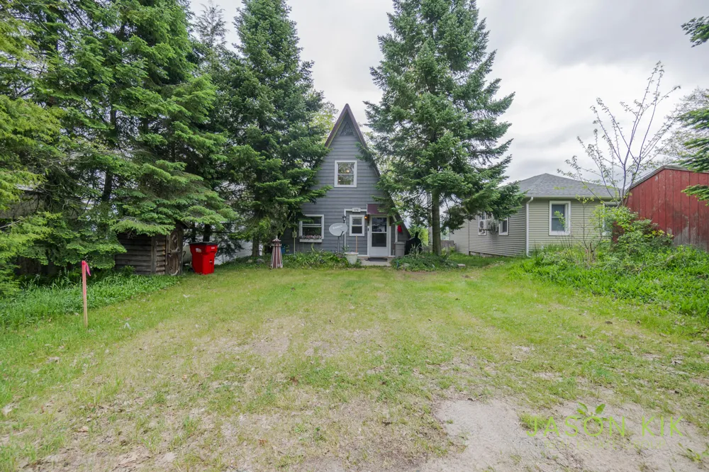 679 W Lincoln Avenue Unknown, MI 49349