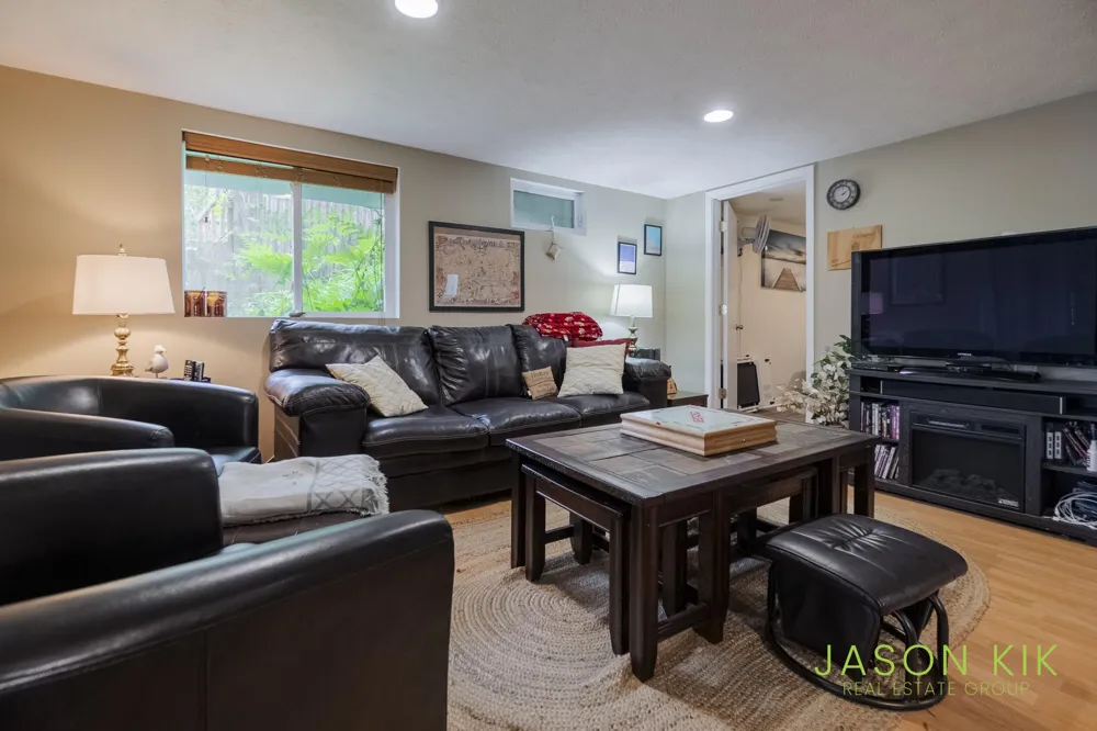679 W Lincoln Avenue Unknown, MI 49349