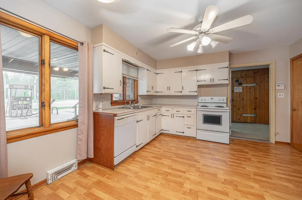 3062 _State Highway 84 NE Longville, MN 56655