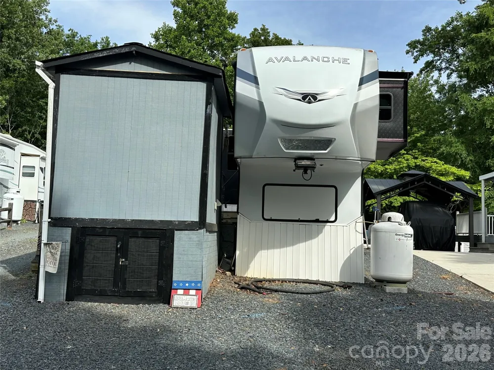 133 Marina Drive New London, NC 28127