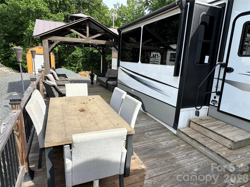 133 Marina Drive New London, NC 28127