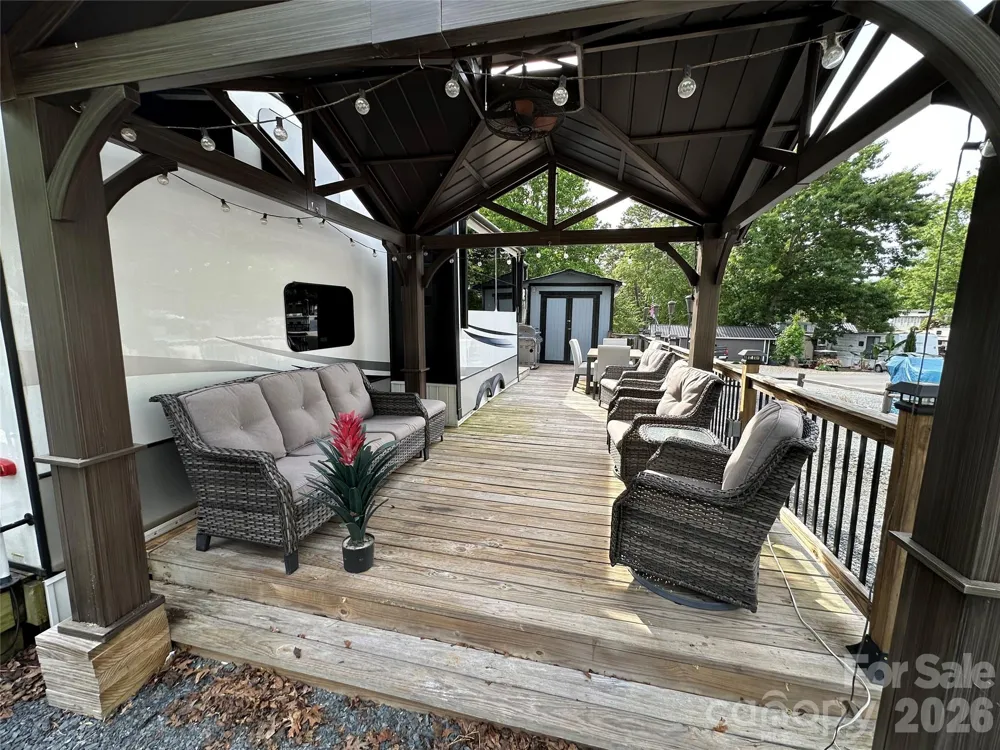 133 Marina Drive New London, NC 28127
