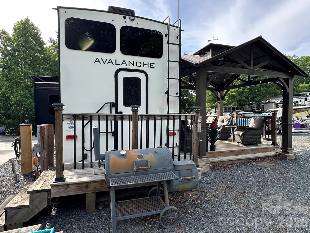 133 Marina Drive New London, NC 28127