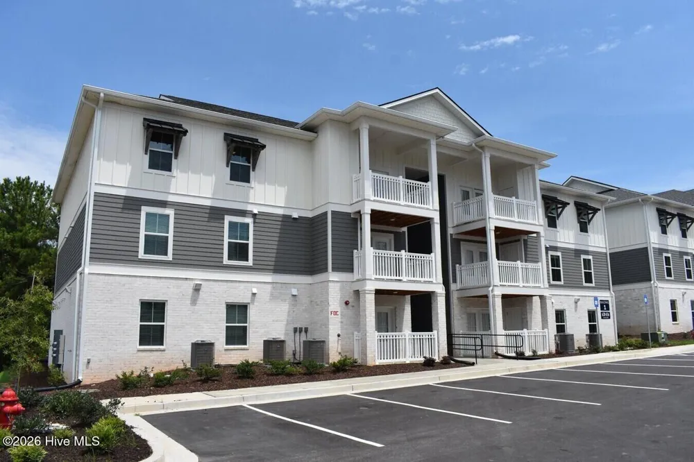 752 Calvin Terrace #Studio North Augusta, SC 29841