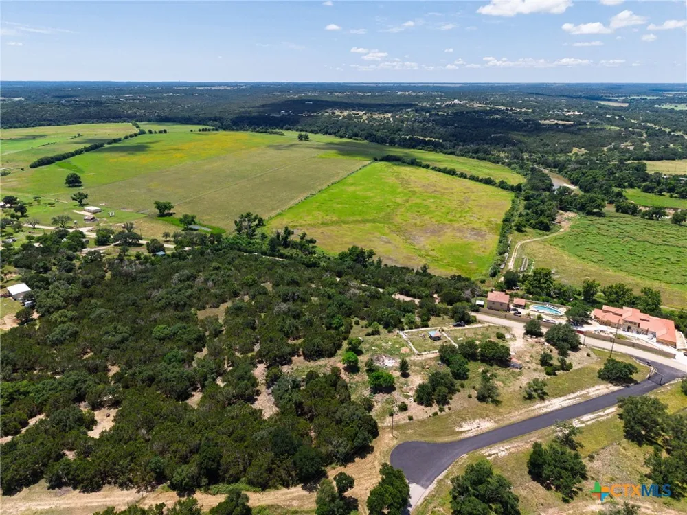 CR 221 Killeen, TX 76549