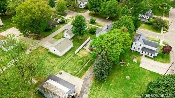 130 W Cherry Street Wayland City, MI 49348