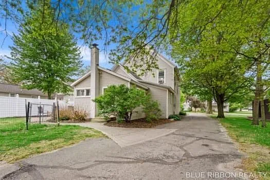 130 W Cherry Street Wayland City, MI 49348