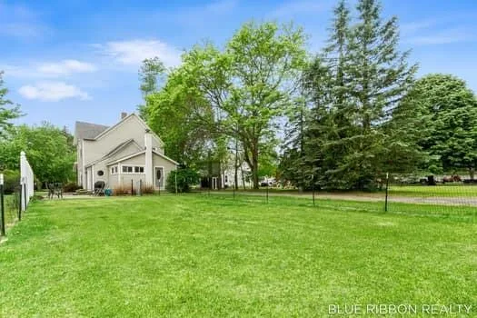 130 W Cherry Street Wayland City, MI 49348
