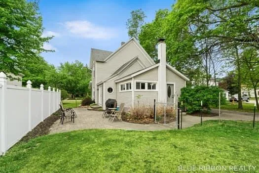130 W Cherry Street Wayland City, MI 49348