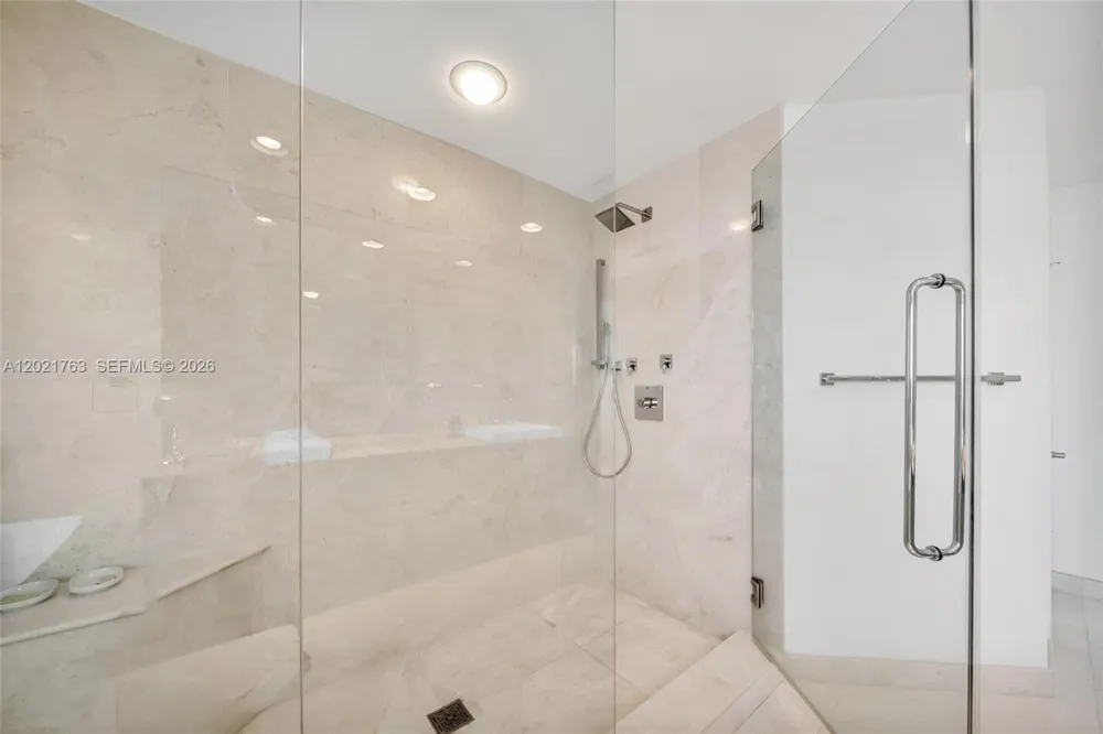 17301 Biscayne Blvd #907 North Miami Beach, FL 33160