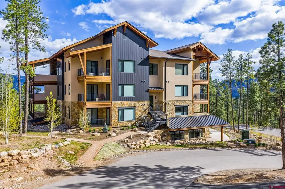 136 Outlaw Drive #1B Durango, CO 81301