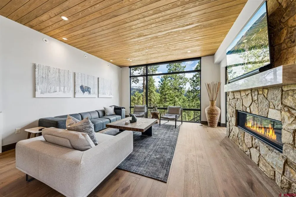 136 Outlaw Drive #1B Durango, CO 81301