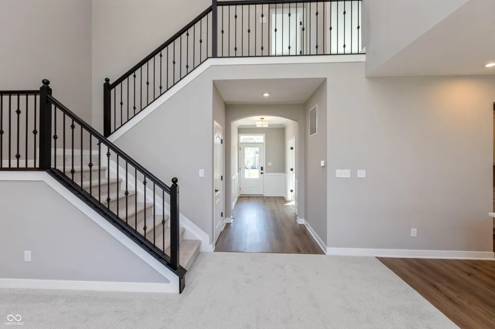 9558 Hemingway Drive Indianapolis, IN 46239