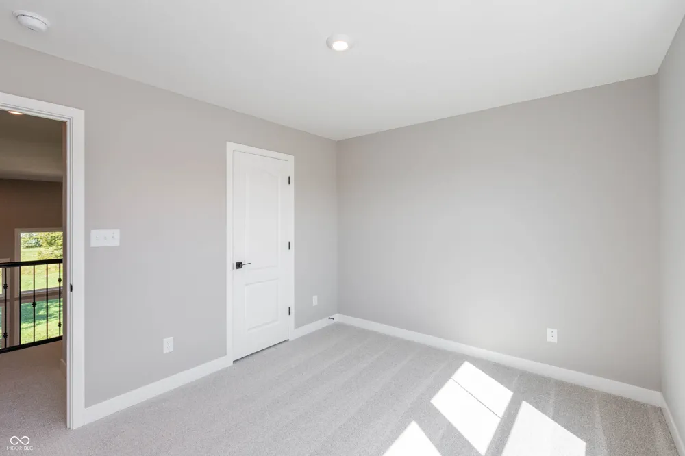 9558 Hemingway Drive Indianapolis, IN 46239