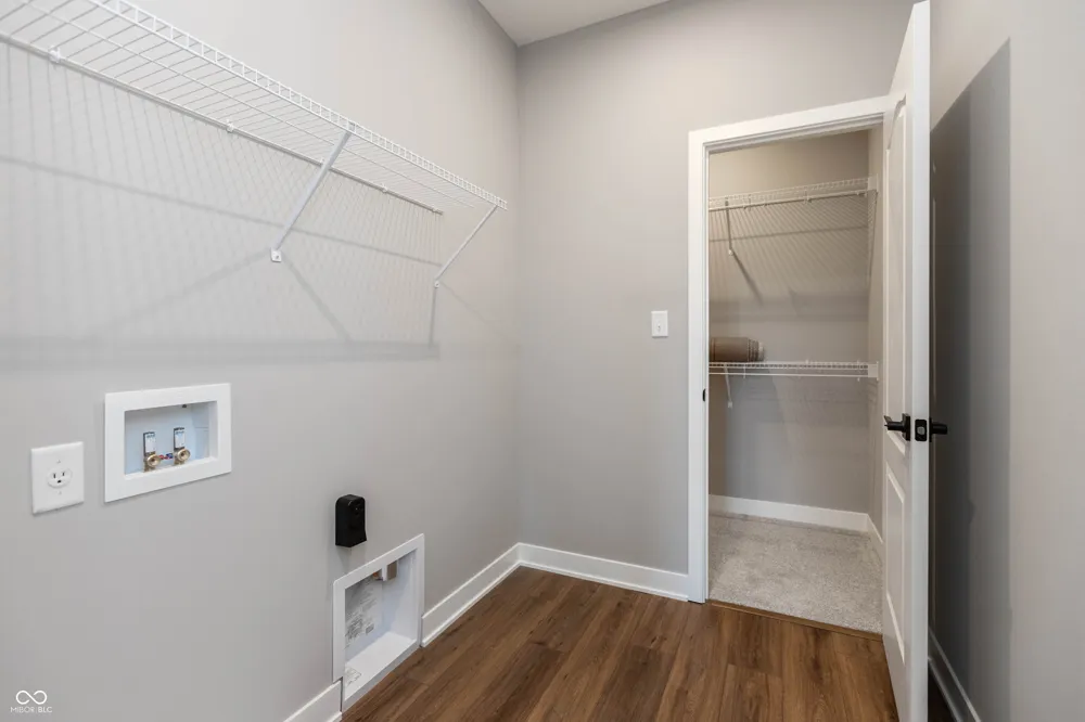9558 Hemingway Drive Indianapolis, IN 46239