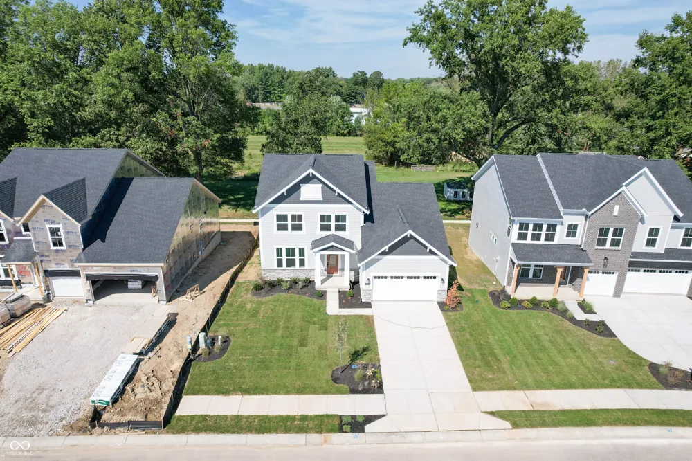 9558 Hemingway Drive Indianapolis, IN 46239