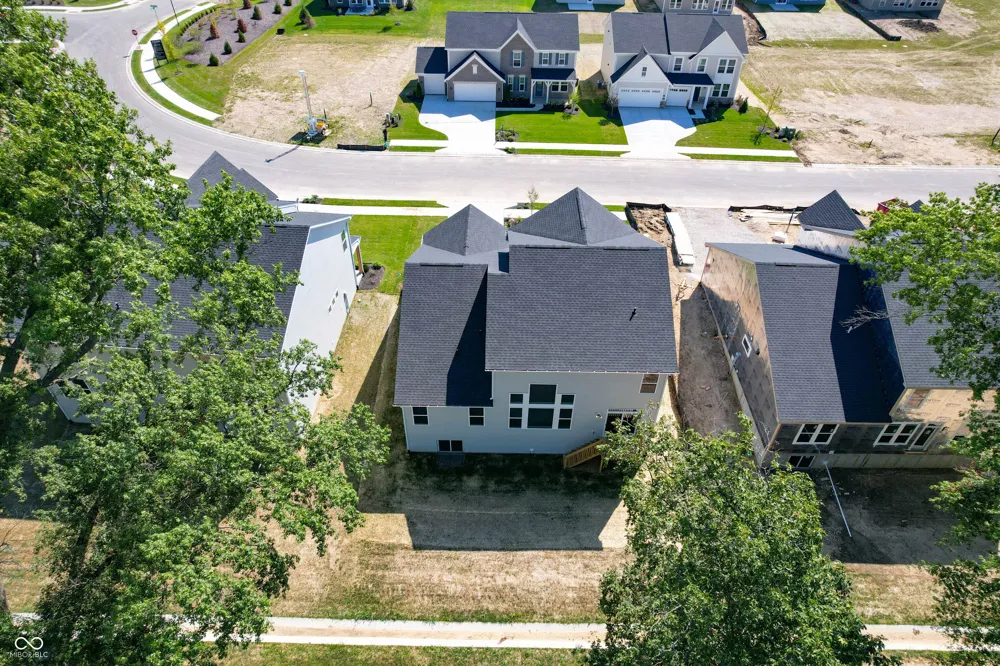 9558 Hemingway Drive Indianapolis, IN 46239