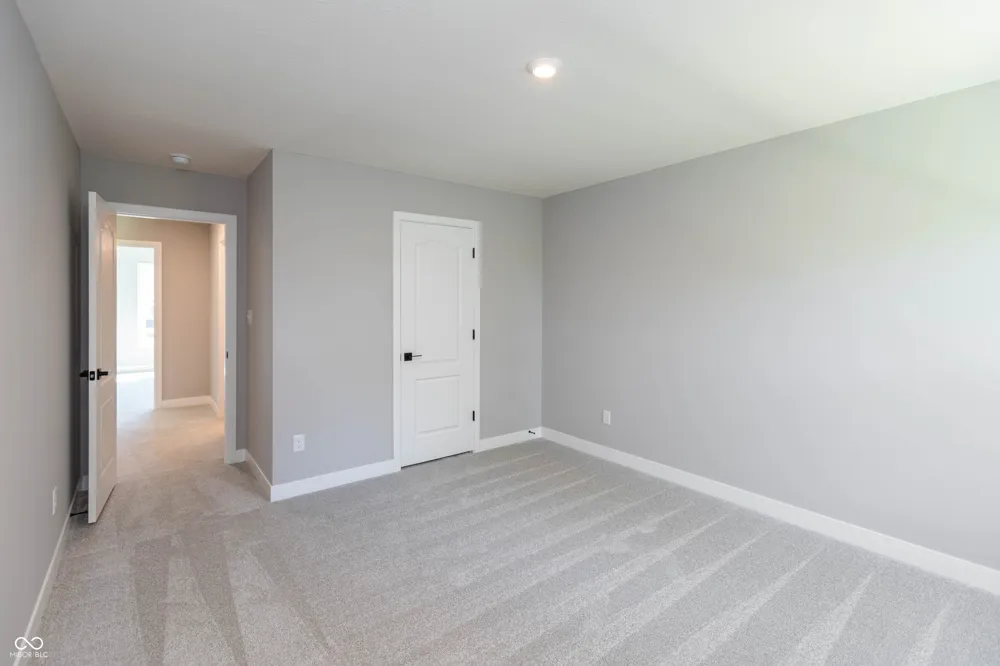 9558 Hemingway Drive Indianapolis, IN 46239
