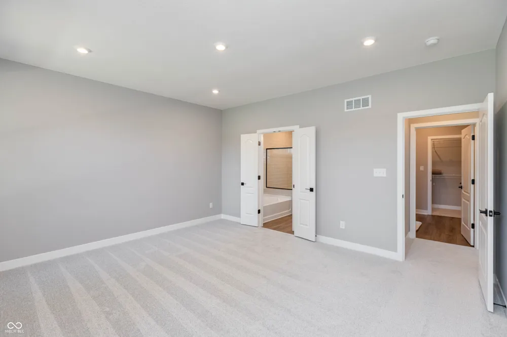 9558 Hemingway Drive Indianapolis, IN 46239