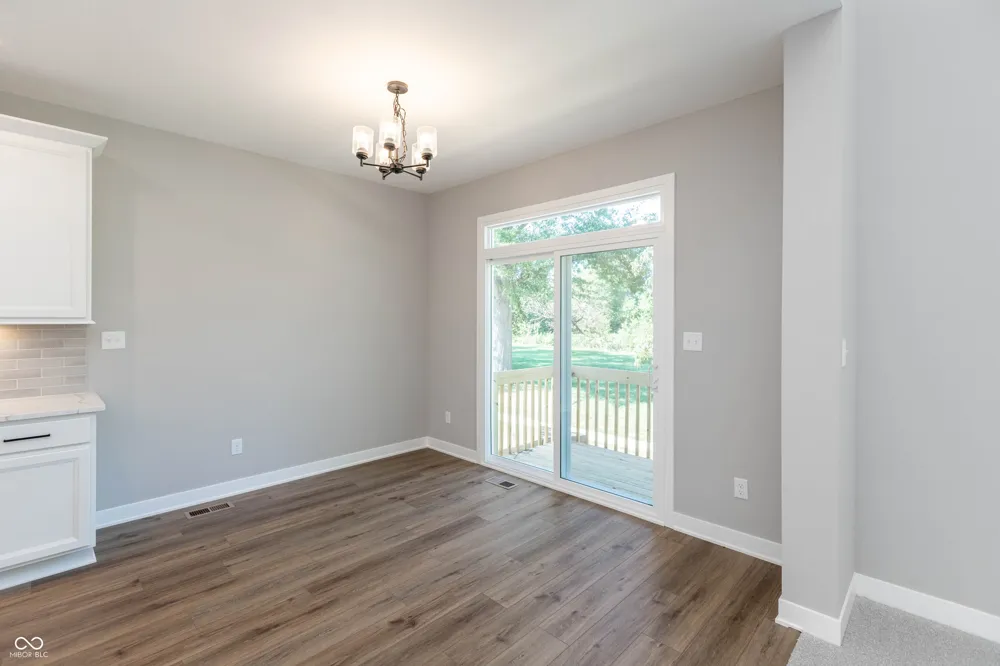 9558 Hemingway Drive Indianapolis, IN 46239