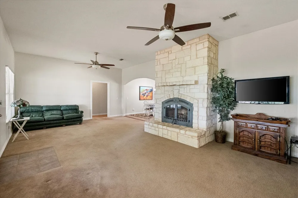 1134 US Highway 380 E Graham, TX 76450