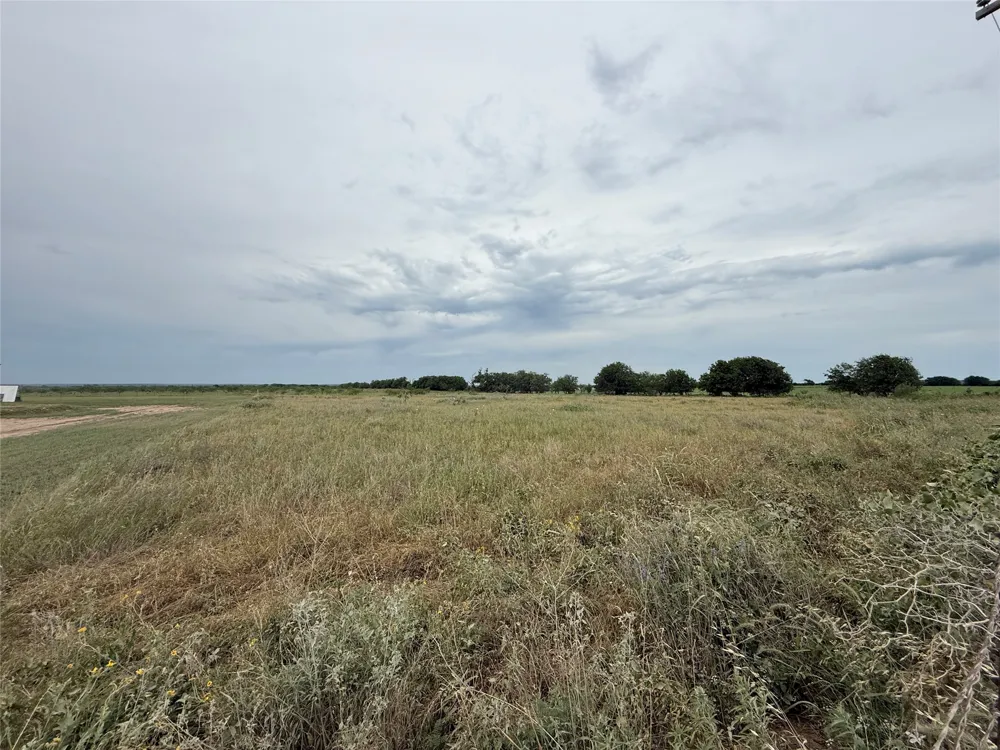 1432 Dos Hermanas Road Salado, TX 76571