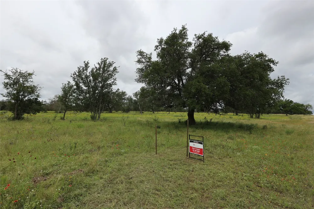 1399 Klett Ranch Road Johnson City, TX 78636