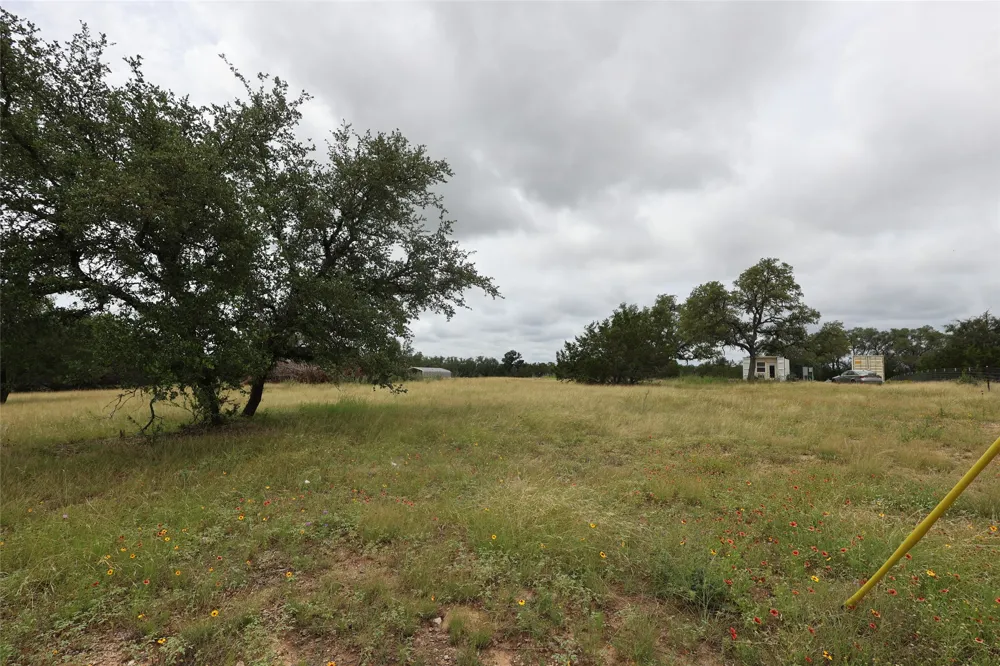 1399 Klett Ranch Road Johnson City, TX 78636