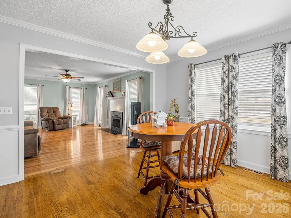 1570 Roddy Road Campobello, SC 29322
