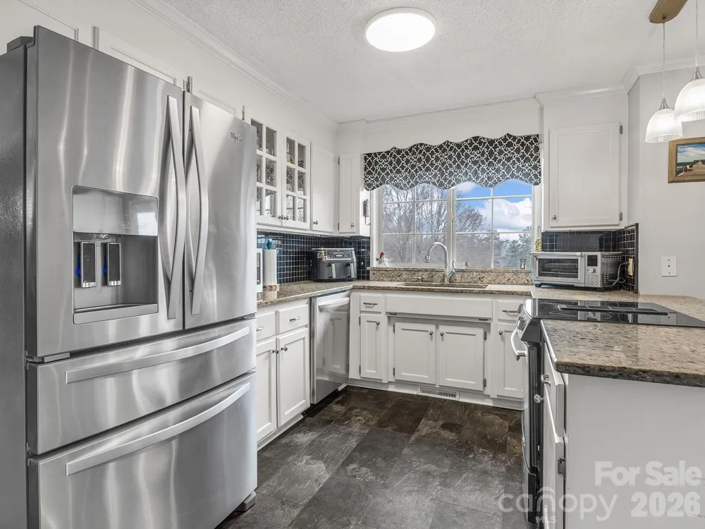 1570 Roddy Road Campobello, SC 29322