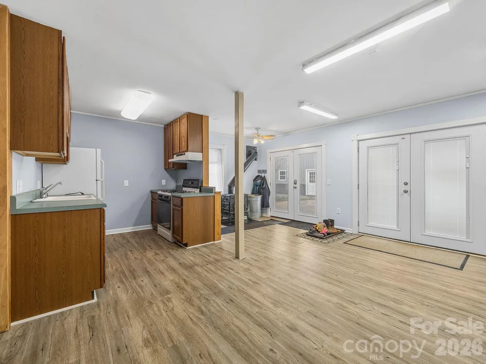 1570 Roddy Road Campobello, SC 29322