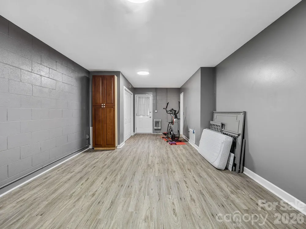 1570 Roddy Road Campobello, SC 29322